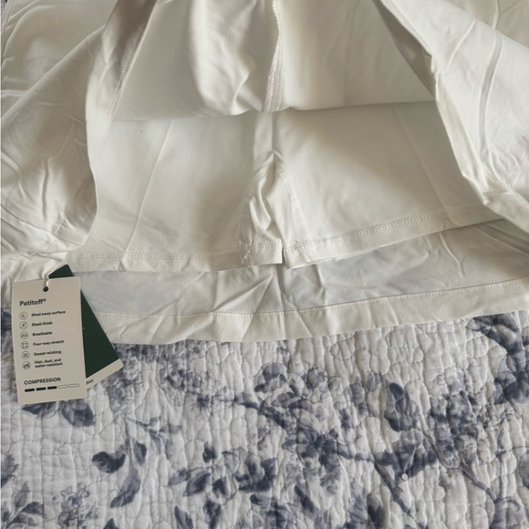 NEW Halara White High Waisted Side Zipper 2-in-1 A Line Mini Casual Skort Skirt - Picture 8 of 14